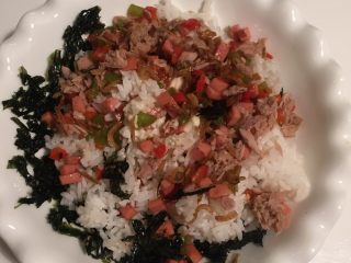 7、DIY饭团,所有食材搅拌均匀