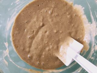 10、柠檬红茶麦芬,搅拌好的无干粉面糊，加入麦芬模具中，烤箱预热170度