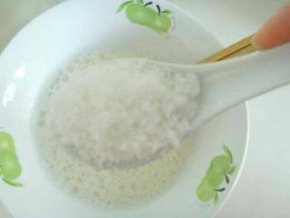 4、电饭锅蛋糕,一勺糖