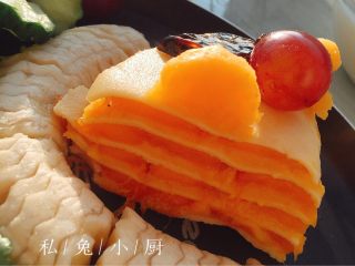 44、芒果红薯千层蛋糕（低卡低脂版）～,放冰箱里冰一下更好吃哦。