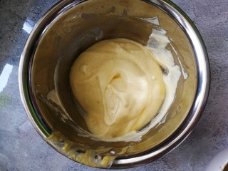 12、蒸着吃的双色甜甜圈米糕 好吃不上火,原味米糊