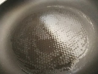 19、舒芙蕾松饼(平底锅版),最小火,平底锅刷一层薄油。