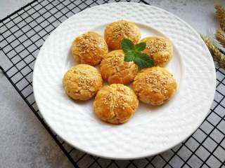 14、花生酥,颜色是不是特别漂亮。