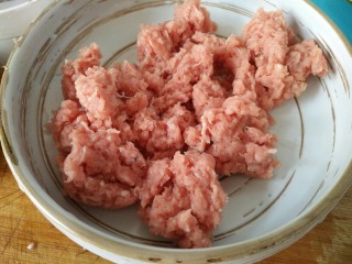 3、中餐厅~番茄牛丸汤,肉泥做好稍微有点发干