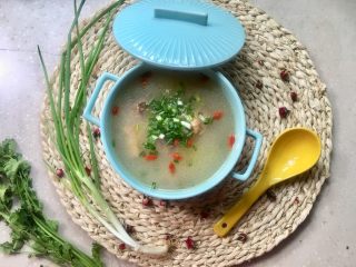 12、糯米鸡汤,它也是美女养颜美容的佳品！