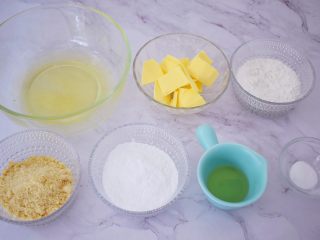 1、原味费南雪,准备好材料