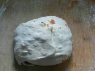 8、老北京肉饼,最终是这样的样子，馅料完全被饼皮包裹着。