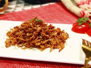 20、根本停不下来的★香辣烤鸡丝,我都迫不及待，想再多做一些，送给妈妈和朋友呢。你也来一起做吧！简单的，是吧？