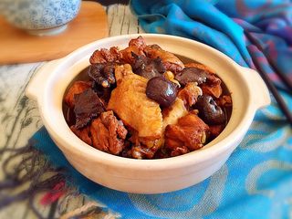 17、小鸡炖蘑菇,成品图。