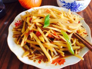 17、西红柿炒土豆,一道西红柿炒土豆就出锅了