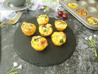 15、蔬菜鸡蛋杯,营养丰富。