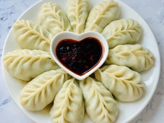 15、生煎—素馅,配上自己喜欢的蘸料