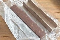 10、碳烧腰果巧克力饼干,冻成型后取出