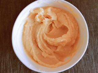 5、芸豆糕,碾压成芸豆沙