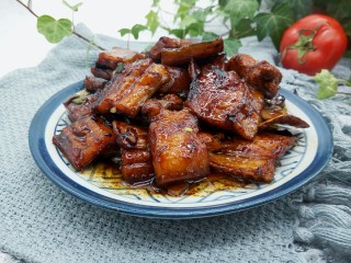 17、#做妈妈的拿手菜#鳗鱼干烧肉,米饭得多准备点。