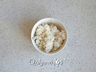 1、地方菜　皮蛋瘦肉粥 ,米饭备用