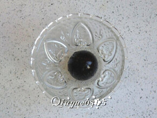 2、地方菜　皮蛋瘦肉粥 ,皮蛋去壳洗净