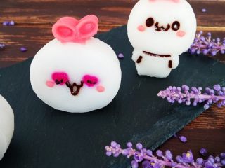 19、卡通冰皮月饼,好玩又好吃。