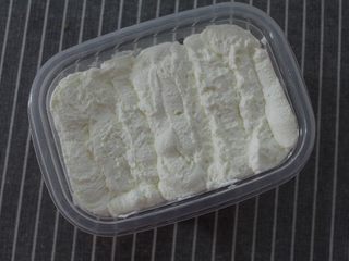 10、水果蛋糕盒子,再一层奶油