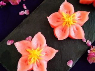 16、樱花和果子,透着一份简约的美丽，