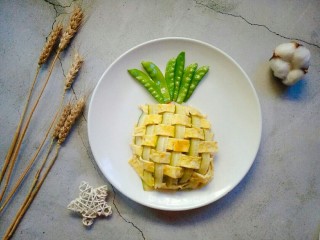 13、创意菠萝饭,是不是很逼真?