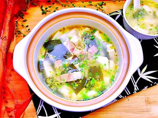 18、一清二白➕海带豆腐咸肉汤,成品