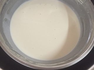 4、奥利奥雪梅娘,隔水蒸20分钟，水热之后放下去开始计时