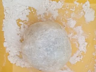 11、奥利奥雪梅娘,包好厚，表面弄炒熟的糯米粉即可