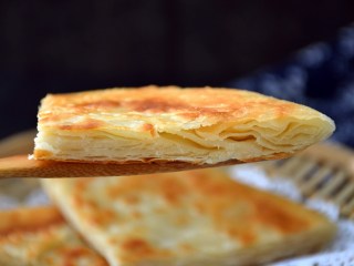 15、家常油饼,看看切面，层次分明，香酥脆。