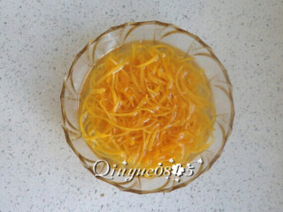 7、蜂蜜橙子茶,然后放盐水浸泡四五个小时或放冰箱隔夜,其间可多次换水。