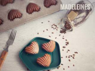 2、奶茶玛德琳,出炉马上脱模放凉。