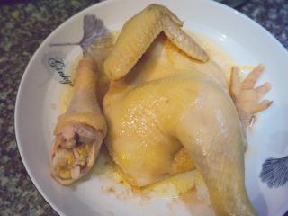 8、白切鸡,后取出来