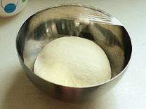 5、糖三角,发至原体积的二倍大。