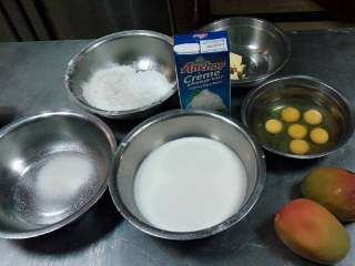 1、芒果千层,先把材料备好