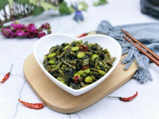 12、厨房挑战＋素菜＋雪菜炒毛豆,装盘，美美的拍照(^_^)