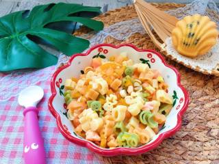 15、【宝宝辅食】三文鱼杂蔬意面,三文鱼杂熟意面 get ✔，满足宝宝的胃，美翻你的心~