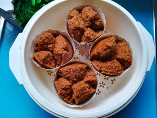 9、红糖发糕,出锅喽,发的特别好呢