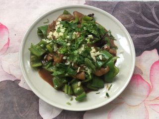 23、妈妈菜～素烧茄子,我喜欢这么吃，能吃一大碗饭。