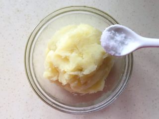 6、火山土豆泥,加一点盐
