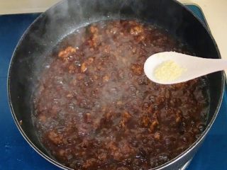 17、火山土豆泥,撒一小勺鸡精