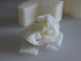 3、海米冬瓜汤,挖去冬瓜瓤