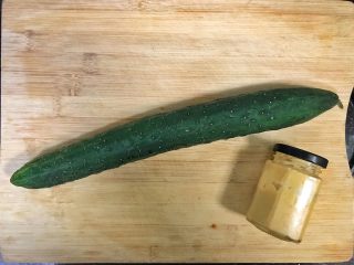 1、超满足便当（15）,花生酱黄瓜准备好