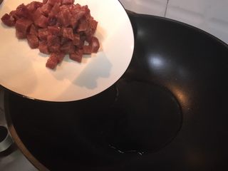 6、超满足便当（15）,五成热 下牛肉粒