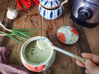 14、麻油鲫鱼浓汤,成品