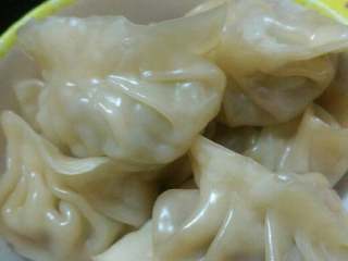 7、鲜肉白菜饺子,包的还行吧，呵呵！我儿子很喜欢吃，一次能吃好几个呢。