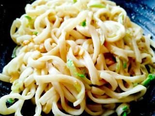 13、麻酱面,成品