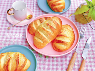 20、法国牛奶面包,颜值，营养，口味皆完美的面包