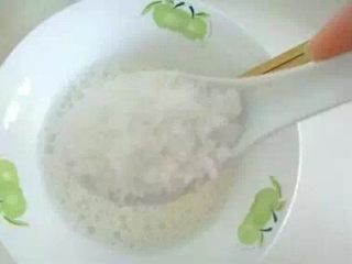 6、电饭锅蛋糕#挑战鸡蛋的100种做法#,一勺糖。