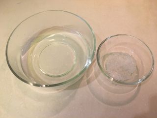 37、奶酪面包圈,准备一盆热水，粗盐