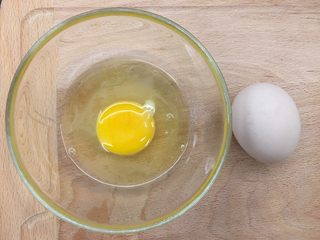 2、杂蔬饭团一让你孩子爱上吃饭,鸡蛋一个